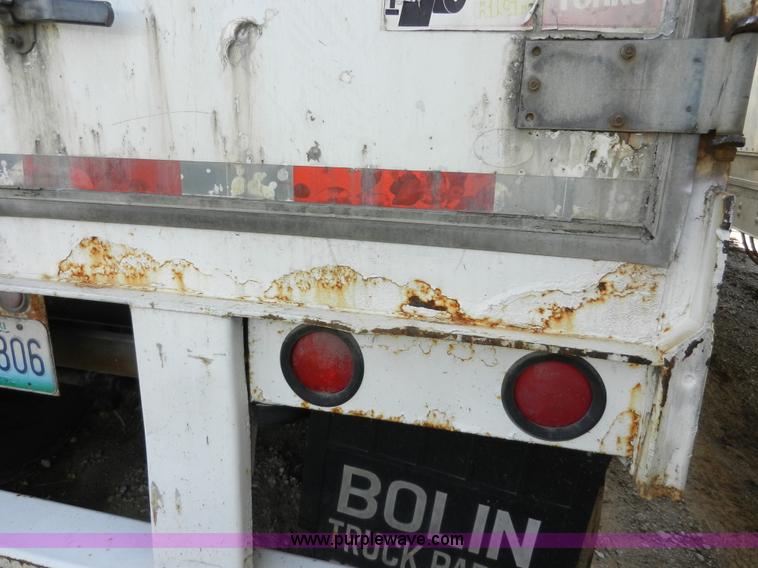 image for item H3073 1995 Wabash 53' dry van trailer