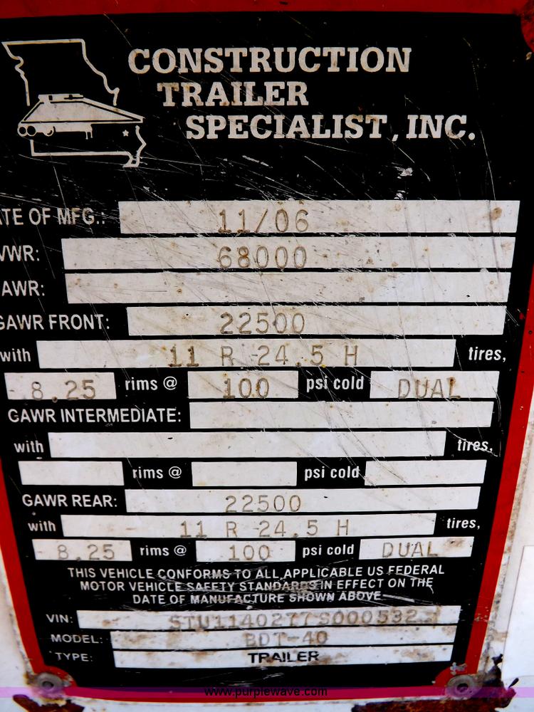 image for item H7004 2007 CTS BDT-40 belly dump trailer