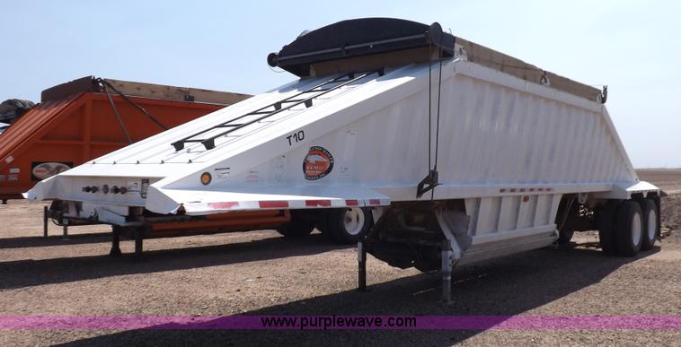 image for item H7006 2007 CTS BDT-40 belly dump trailer