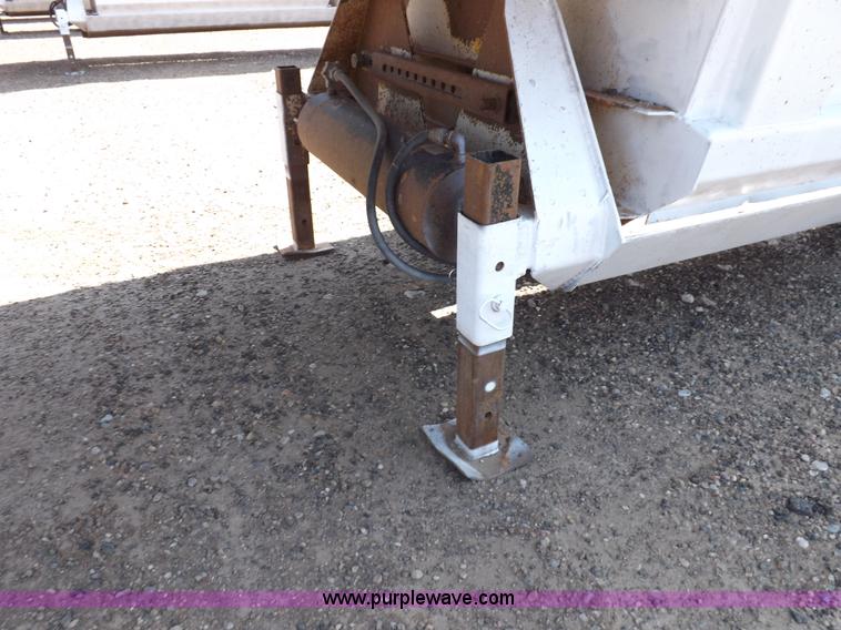 image for item H7008 2007 CTS BDT-40 belly dump trailer