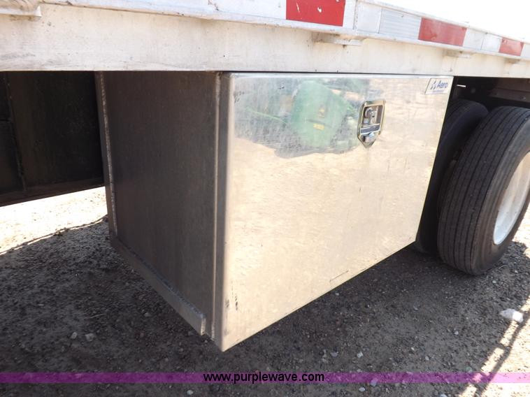 image for item H7009 1995 Transcraft flatbed trailer