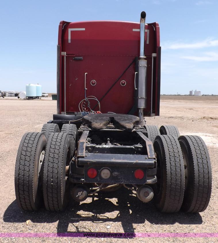 image for item H7010 1995 Kenworth T600 semi truck