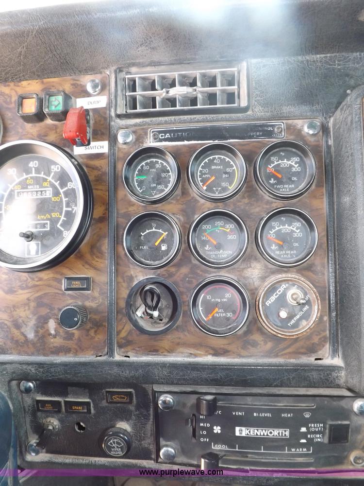 image for item H7013 1995 Kenworth W900 semi truck