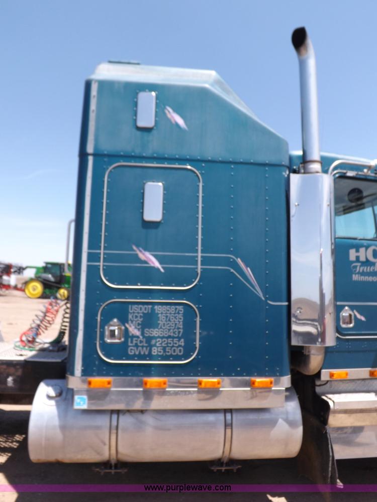 image for item H7013 1995 Kenworth W900 semi truck