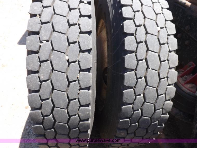 image for item H7013 1995 Kenworth W900 semi truck