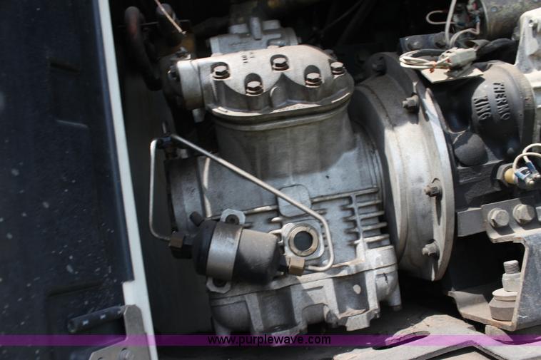 image for item H7435 1996 Wabash reefer trailer