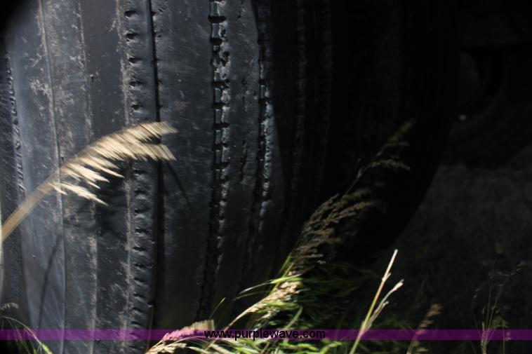 image for item H7435 1996 Wabash reefer trailer