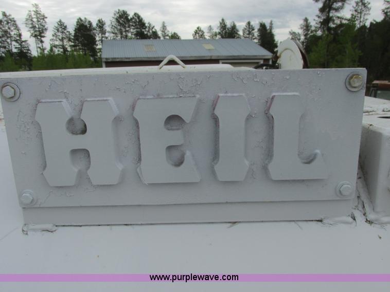 image for item A8534 2004 Heil Rapid Rail refuse truck body