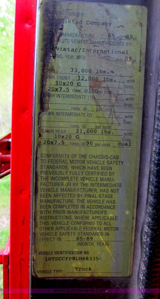 image for item A8535 1990 International 4700 boom truck