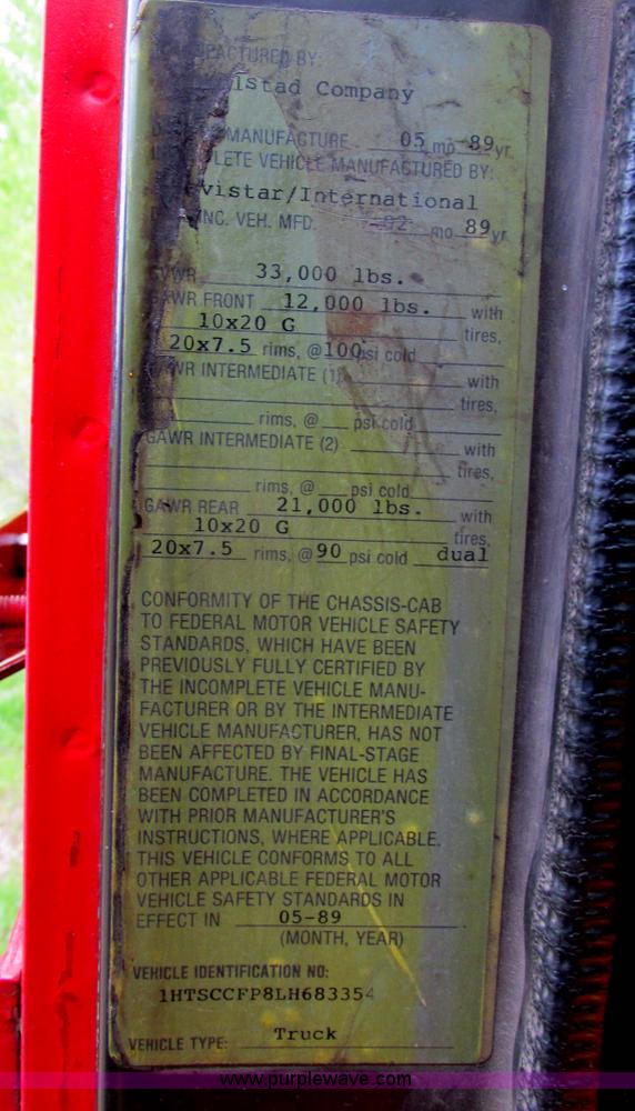 image for item A8535 1990 International 4700 boom truck