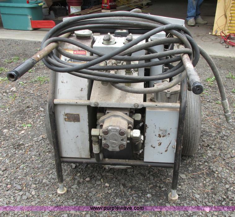 image for item A8538 Greenlee Fairmont hydraulic power unit