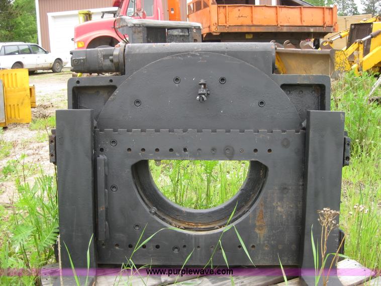 image for item A8539 Rotating carriage