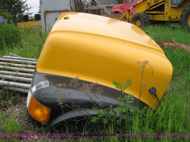 image for item A8540 1990 International 4700 school bus hood