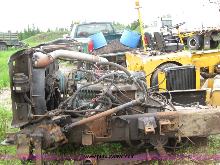 image for item A8541 1993 International DT360 diesel engine