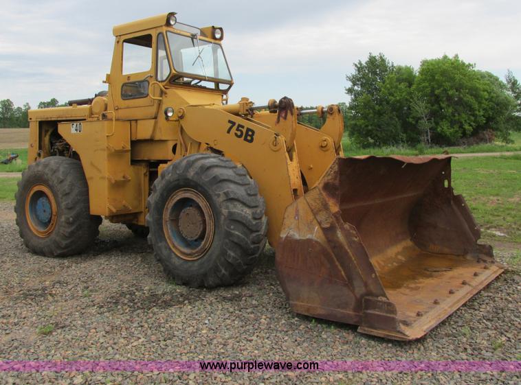 image for item A8570 1973 Michigan 75C wheel loader