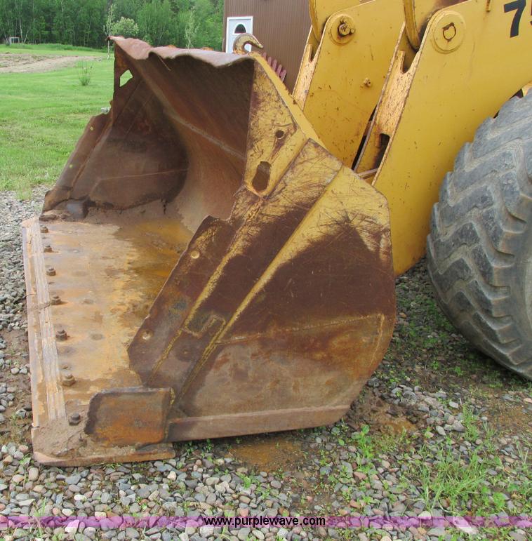image for item A8570 1973 Michigan 75C wheel loader