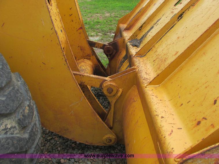 image for item A8570 1973 Michigan 75C wheel loader