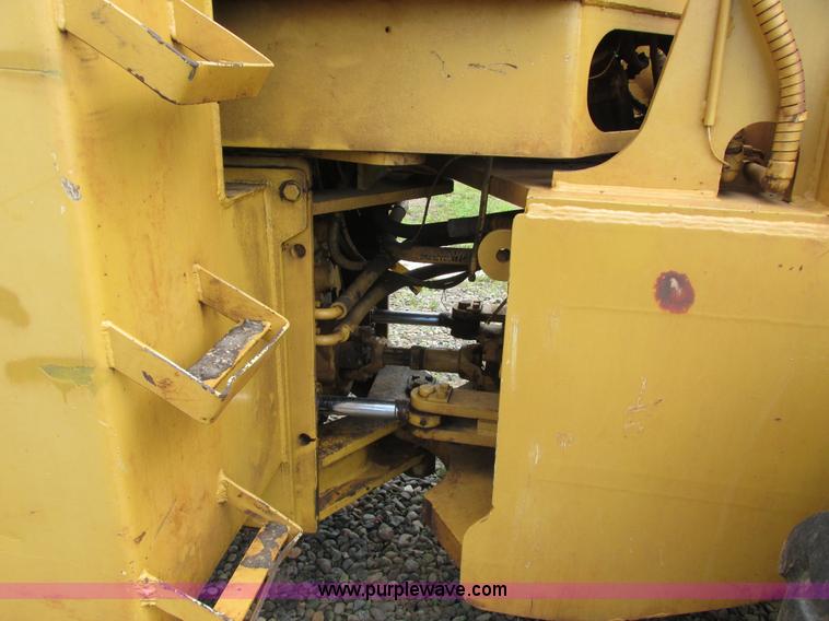 image for item A8570 1973 Michigan 75C wheel loader