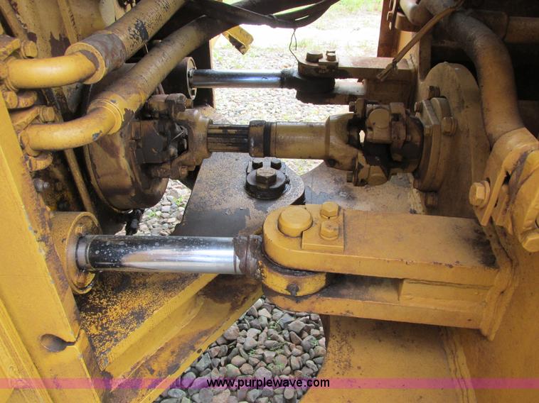 image for item A8570 1973 Michigan 75C wheel loader