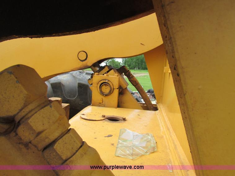image for item A8570 1973 Michigan 75C wheel loader