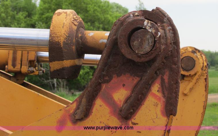 image for item A8570 1973 Michigan 75C wheel loader