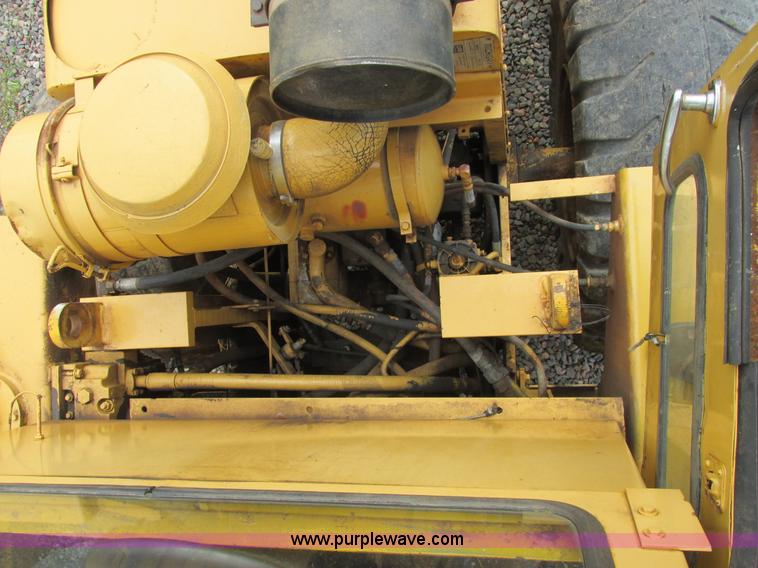 image for item A8570 1973 Michigan 75C wheel loader