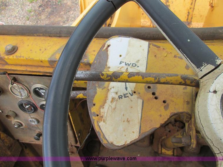 image for item A8570 1973 Michigan 75C wheel loader