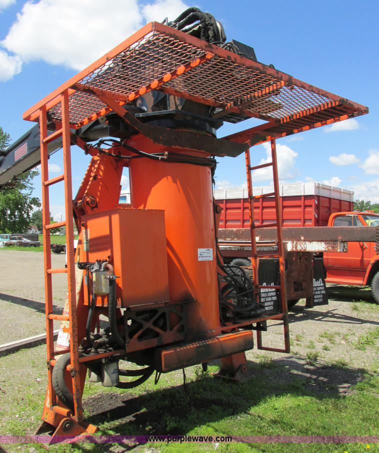 image for item A8571 IMT hydraulic articulated boom