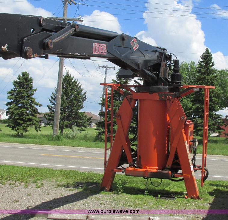 image for item A8571 IMT hydraulic articulated boom