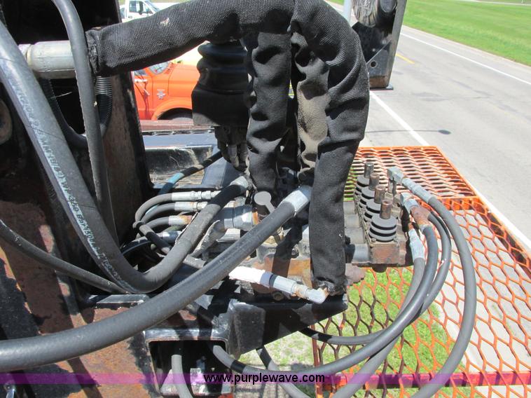 image for item A8571 IMT hydraulic articulated boom