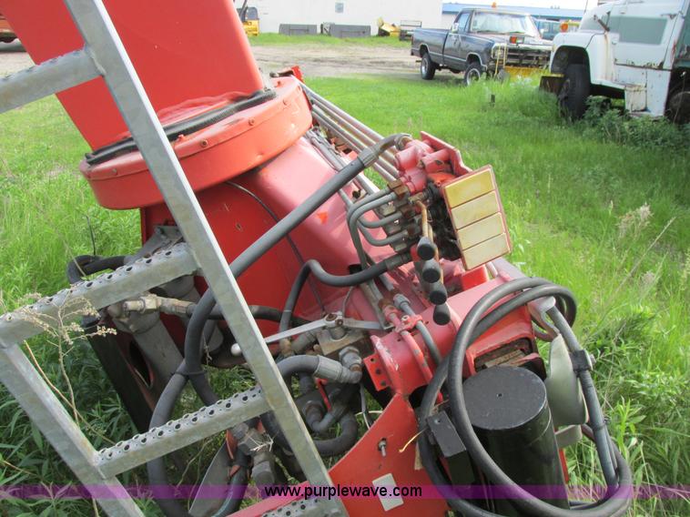 image for item A8572 1998 Palfinger PW300 hydraulic articulated boom