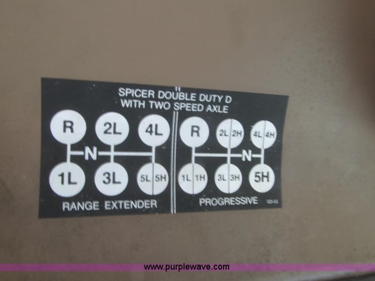 image for item B5494 1988 International 1754 flatbed truck