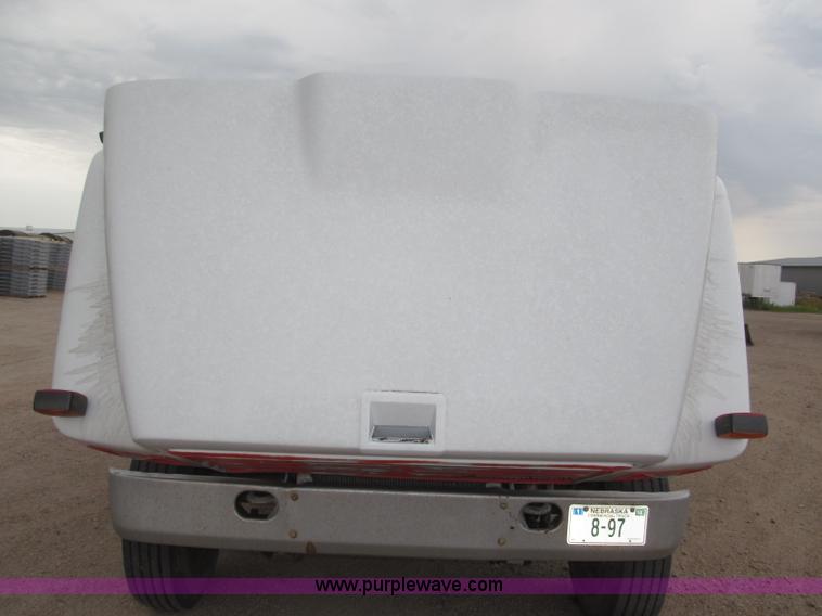 image for item B5494 1988 International 1754 flatbed truck