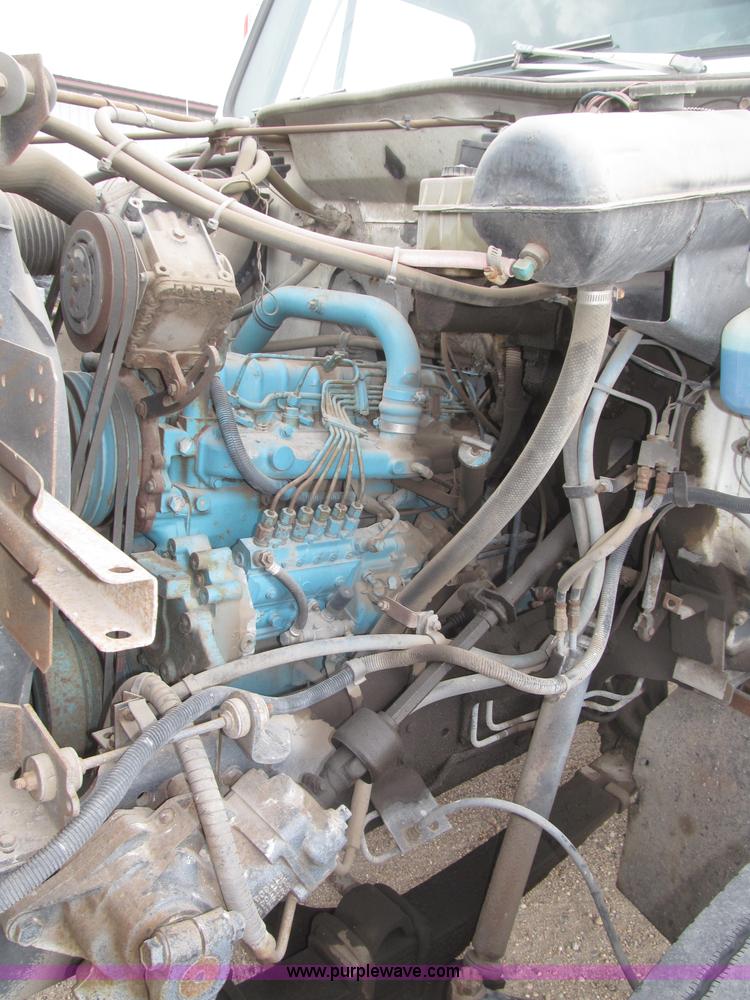 image for item B5494 1988 International 1754 flatbed truck