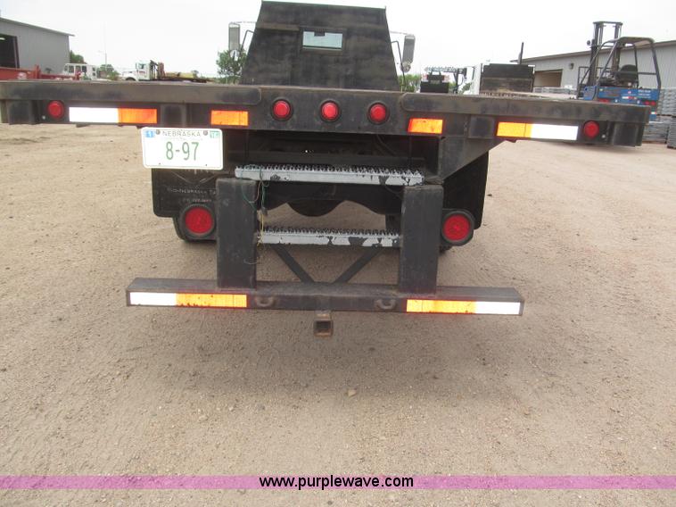 image for item B5494 1988 International 1754 flatbed truck