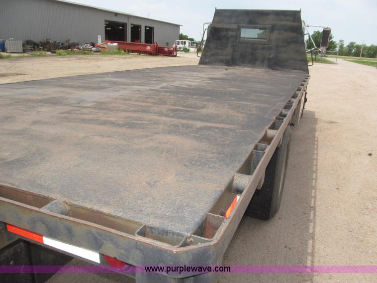 image for item B5494 1988 International 1754 flatbed truck