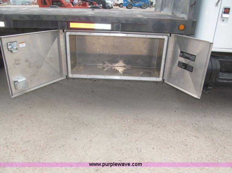 image for item B5494 1988 International 1754 flatbed truck