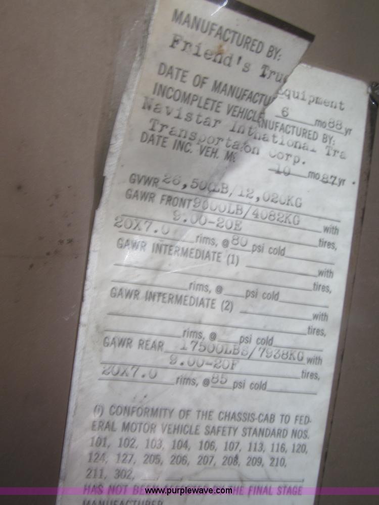 image for item B5494 1988 International 1754 flatbed truck