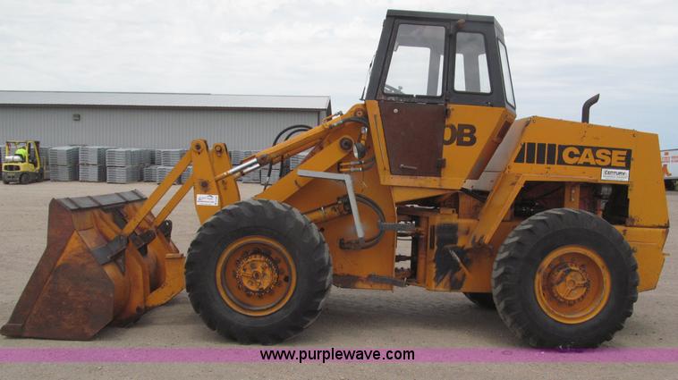 image for item B5496 Case W20B articulated wheel loader