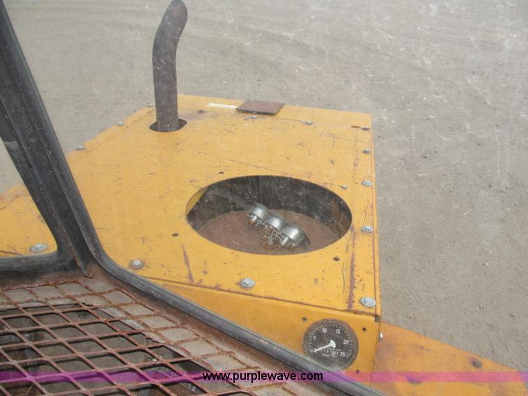 image for item B5496 Case W20B articulated wheel loader