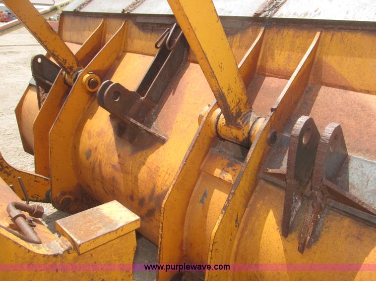 image for item B5496 Case W20B articulated wheel loader