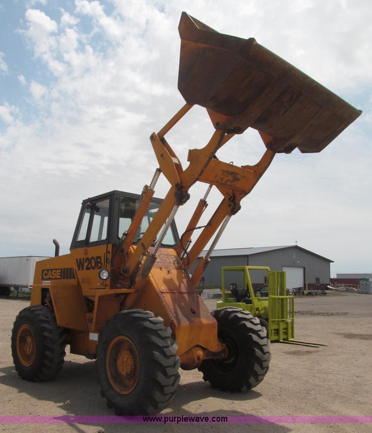 image for item B5496 Case W20B articulated wheel loader