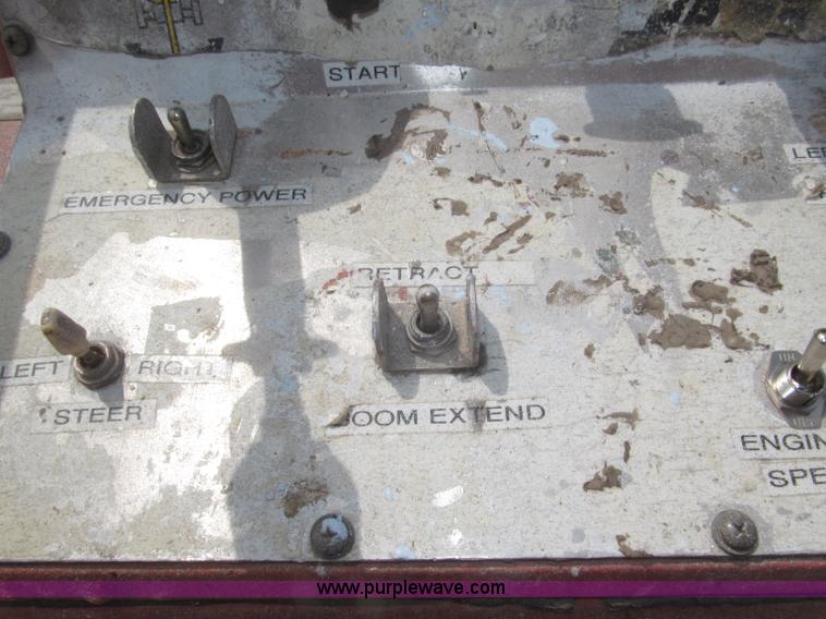 image for item B5498 1999 JLG 40H telescoping boom lift