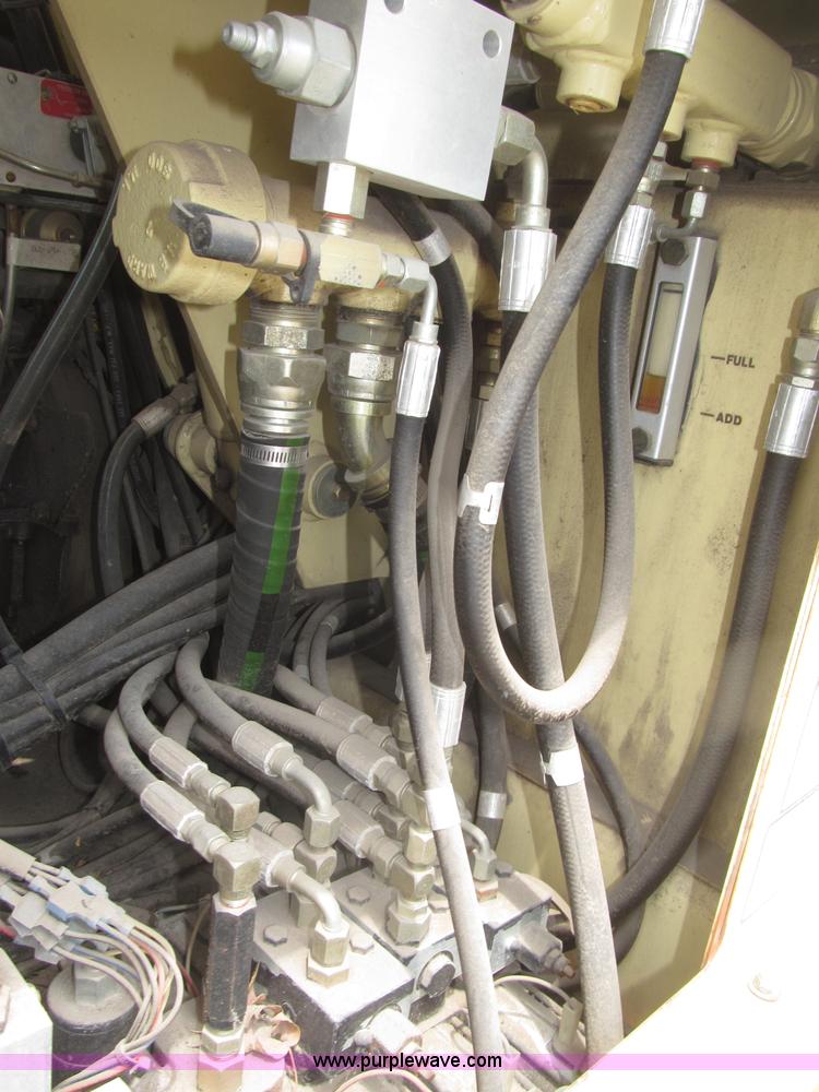 image for item B5498 1999 JLG 40H telescoping boom lift