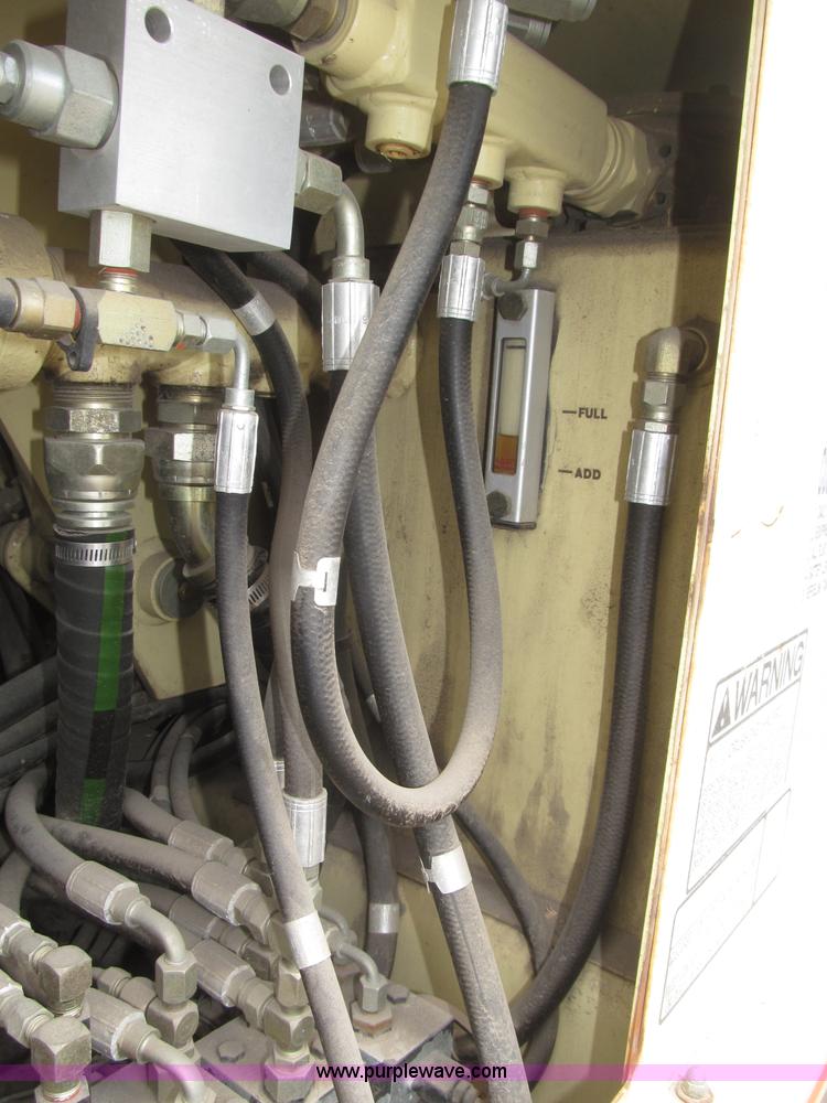 image for item B5498 1999 JLG 40H telescoping boom lift