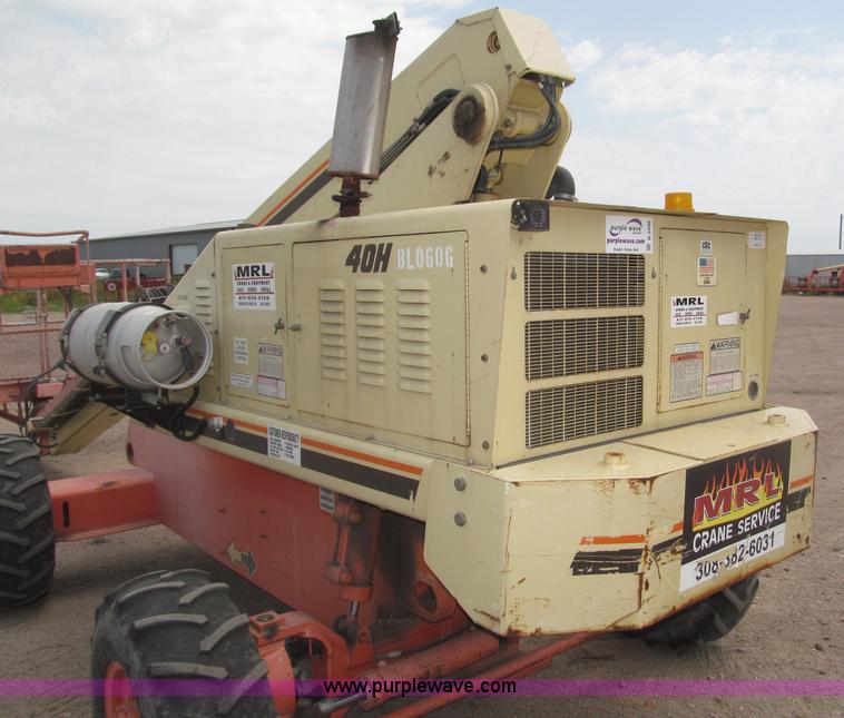 image for item B5498 1999 JLG 40H telescoping boom lift