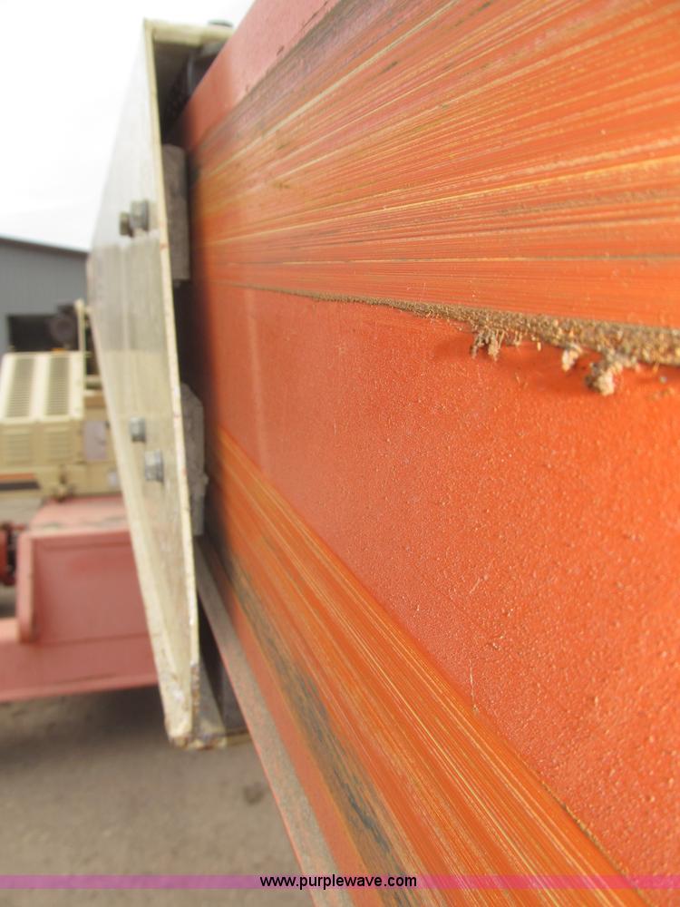 image for item B5498 1999 JLG 40H telescoping boom lift