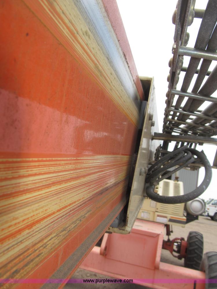 image for item B5498 1999 JLG 40H telescoping boom lift