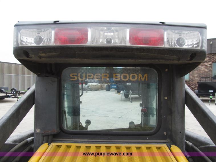 image for item D7427 2008 New Holland L175 skid steer