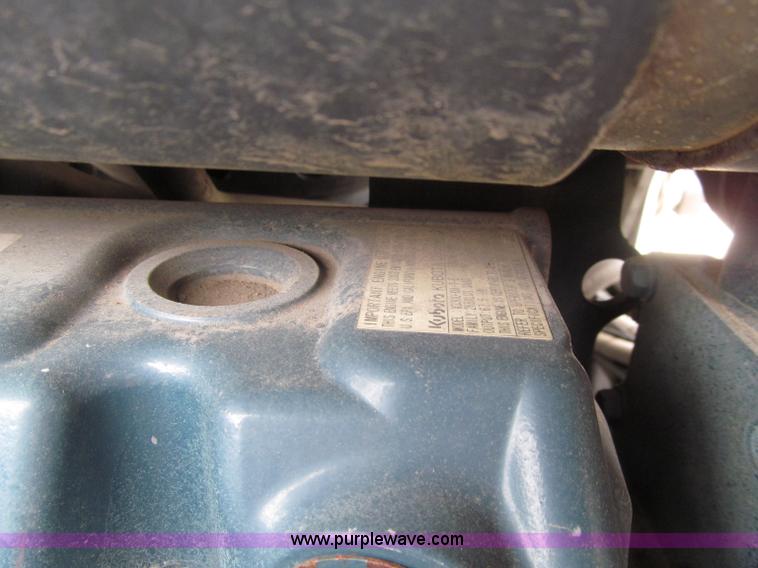 image for item D7428 2002 Bobcat S300 skid steer